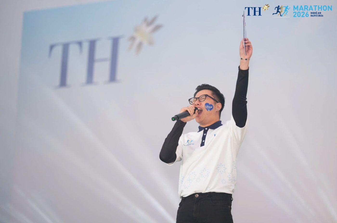 MC giải chạy TH Marathon